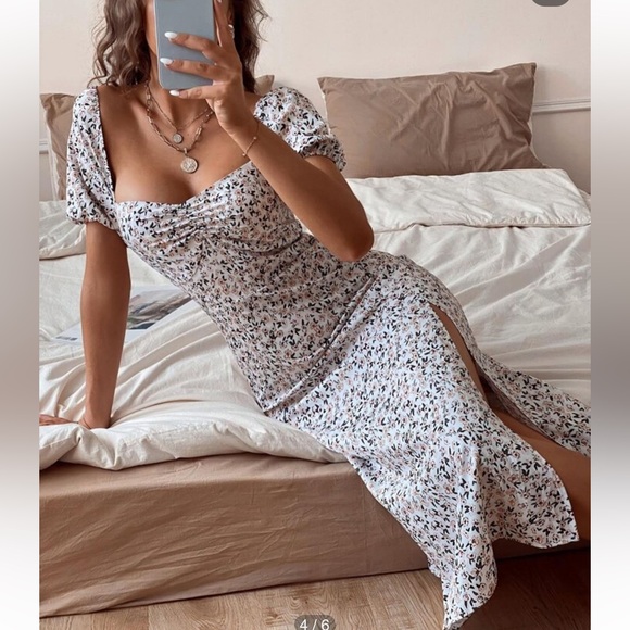 SHEIN Dresses & Skirts - shein midi floral dress - size small
